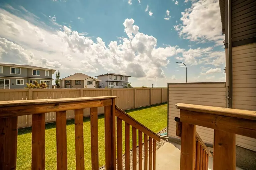 1180 Keystone Road W Lethbridge AB T1J 5H6
