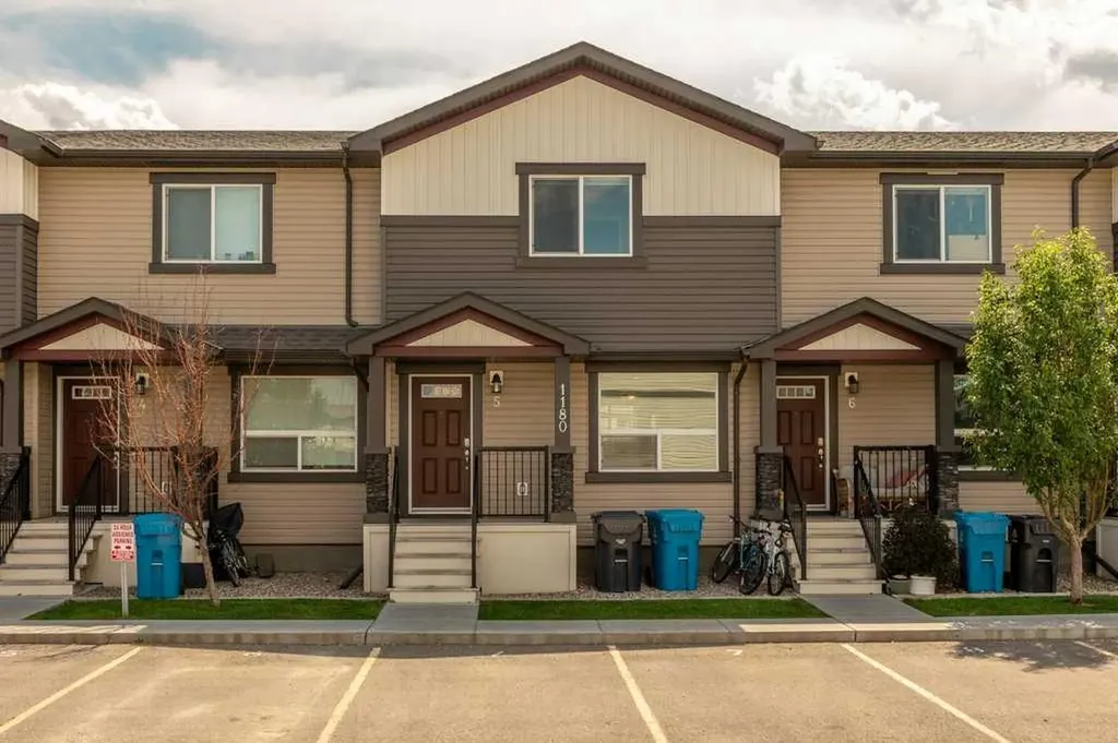 1180 Keystone Road W Lethbridge AB T1J 5H6
