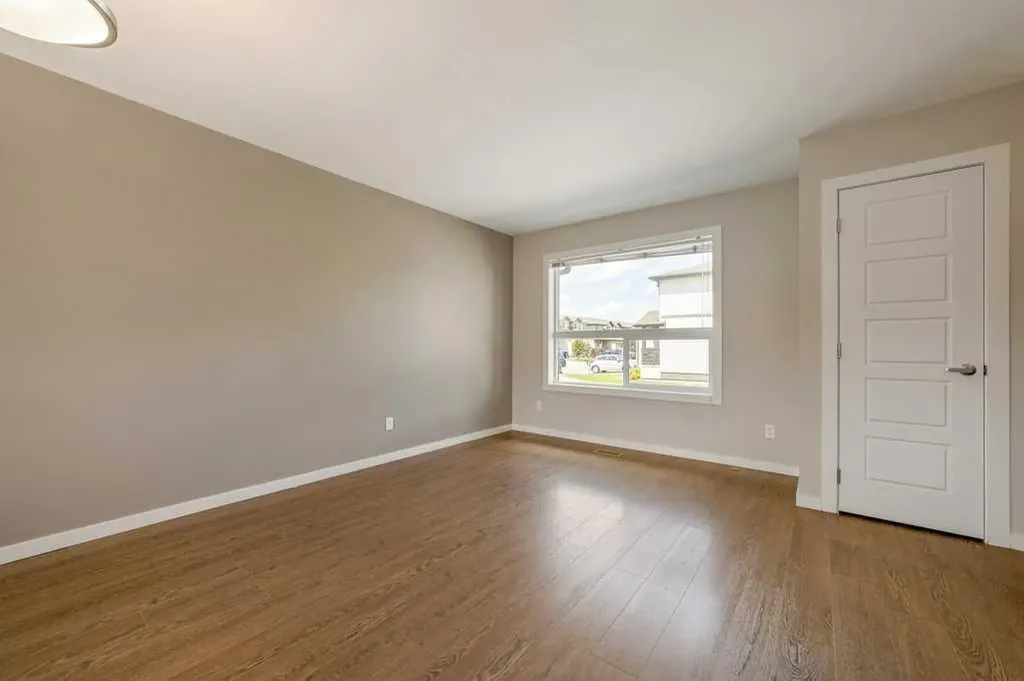 1180 Keystone Road W Lethbridge AB T1J 5H6