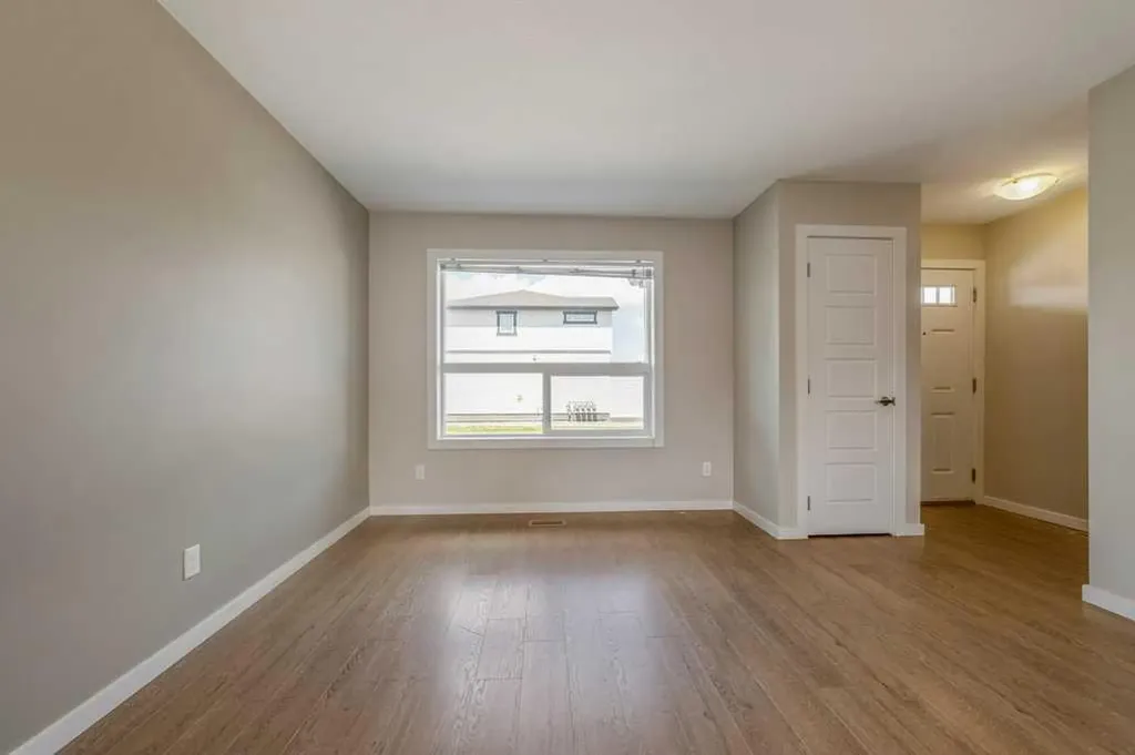 1180 Keystone Road W Lethbridge AB T1J 5H6