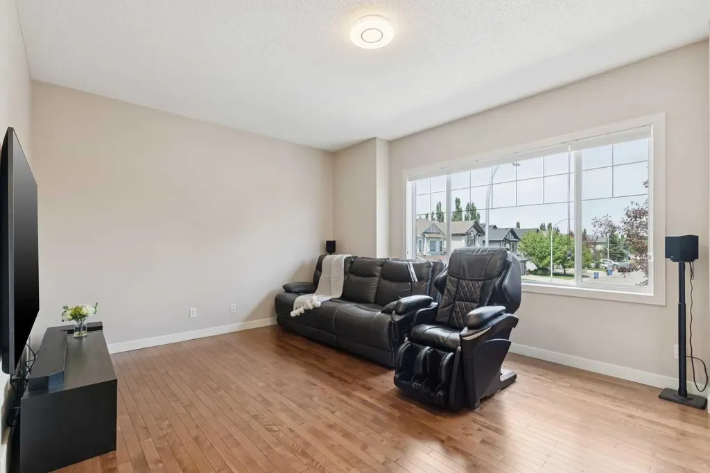 36 Cranwell Green SE Calgary AB T3M 0B2