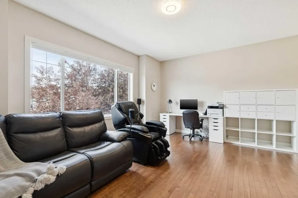 36 Cranwell Green SE Calgary AB T3M 0B2
