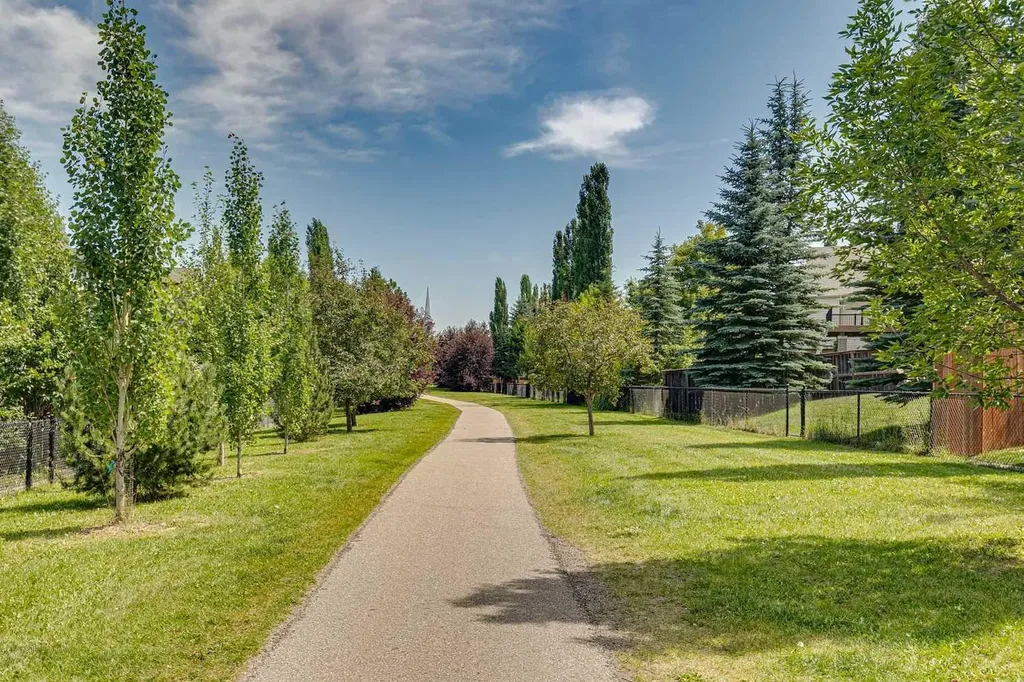 36 Cranwell Green SE Calgary AB T3M 0B2