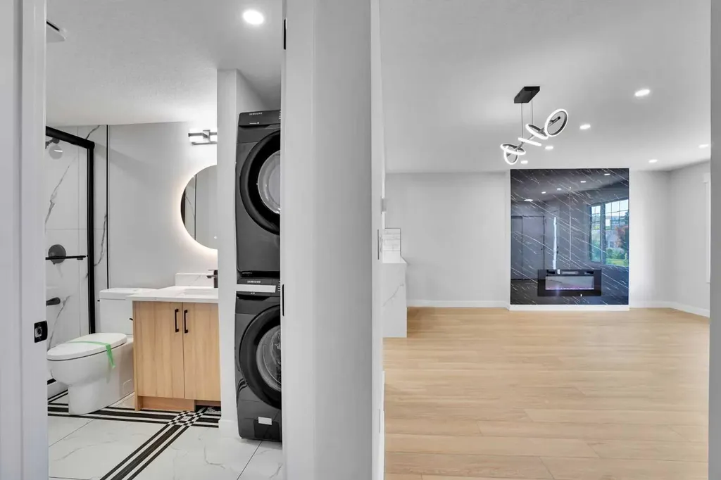 244 Huntridge Road NE Calgary AB T2K 4B6
