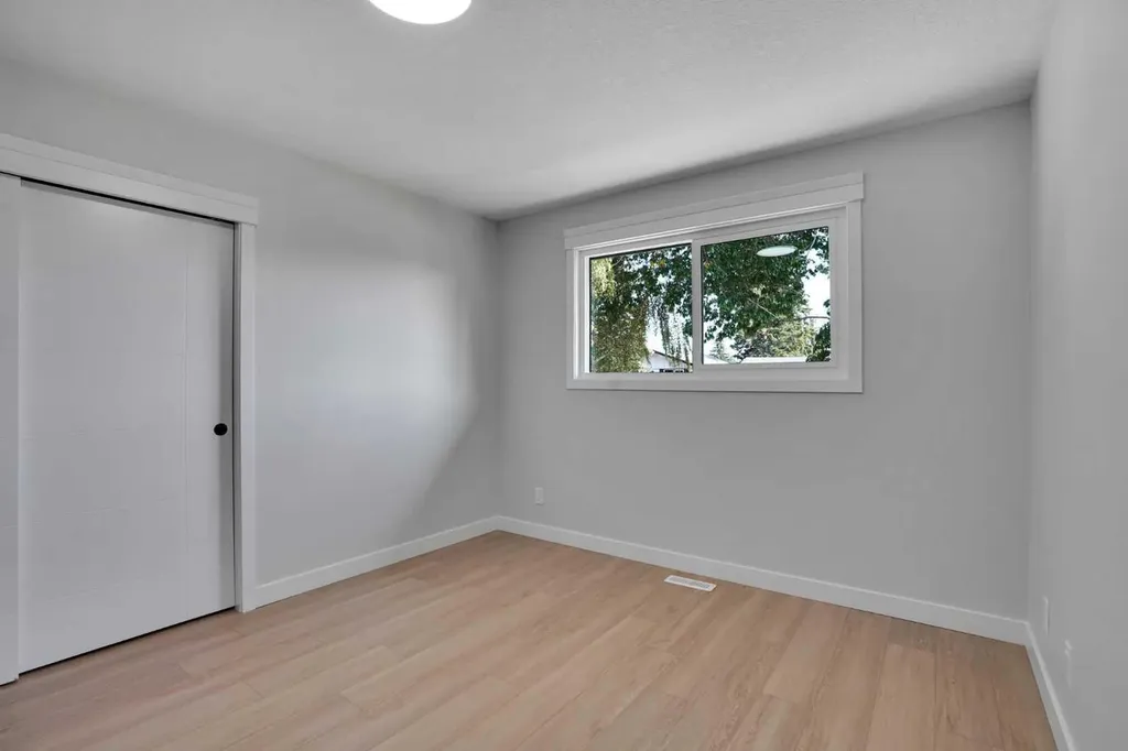244 Huntridge Road NE Calgary AB T2K 4B6