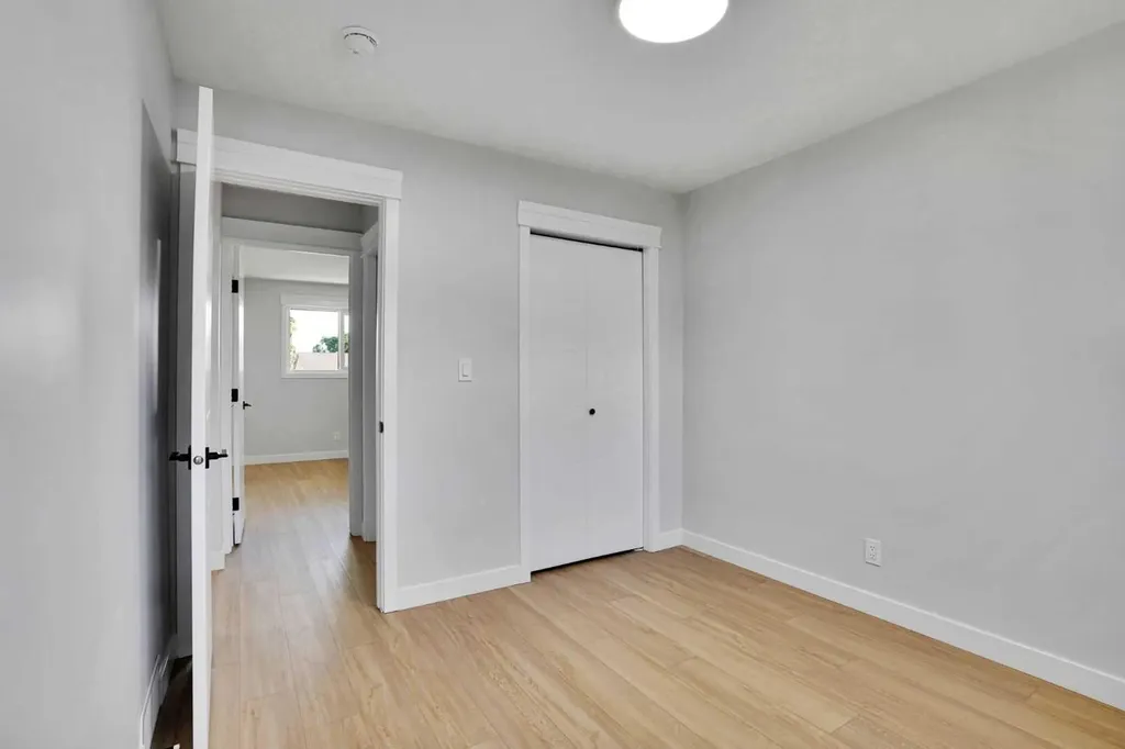 244 Huntridge Road NE Calgary AB T2K 4B6