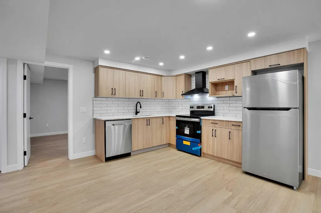 244 Huntridge Road NE Calgary AB T2K 4B6