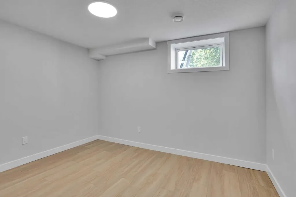 244 Huntridge Road NE Calgary AB T2K 4B6