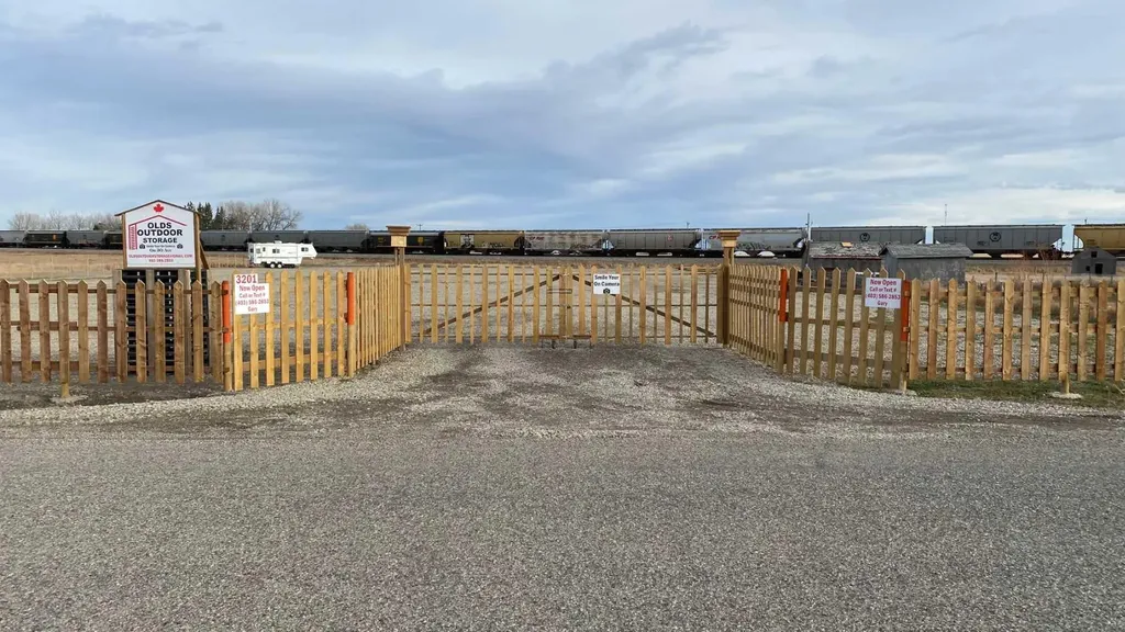3205 50 Avenue Olds AB T4H 1A5