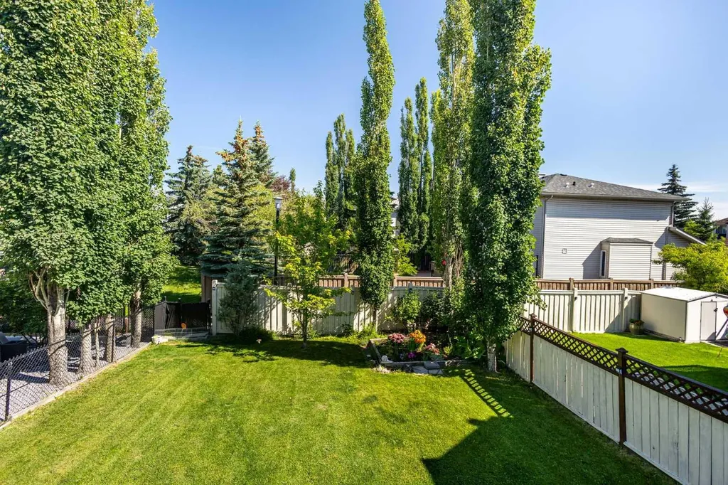 151 Citadel Close NW Calgary AB T3G 4A6