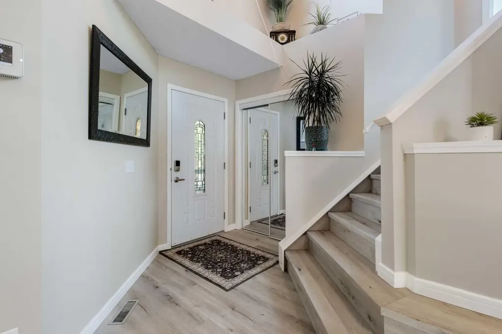 151 Citadel Close NW Calgary AB T3G 4A6