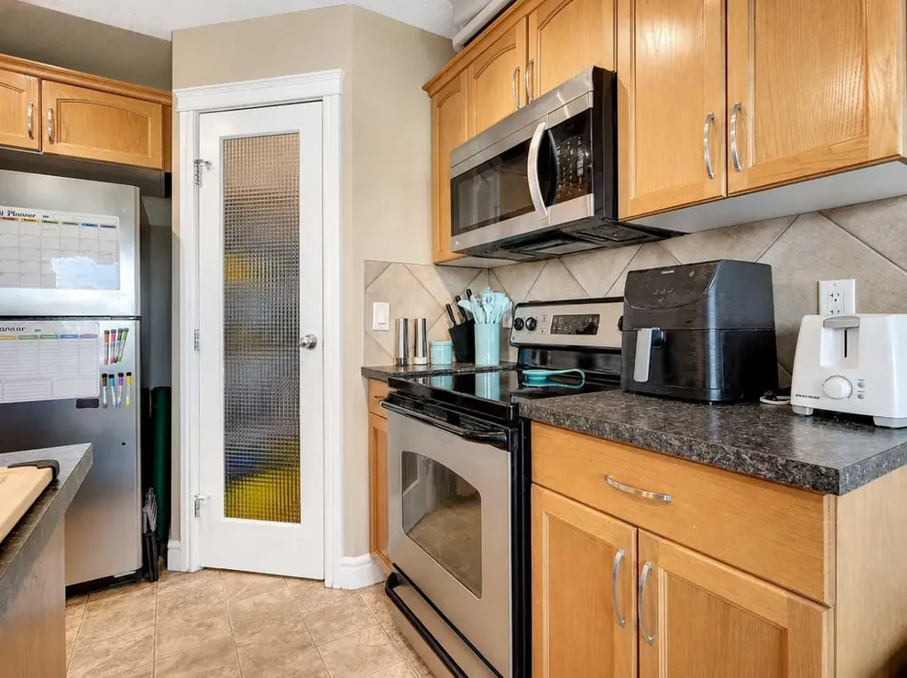 9026 131 Avenue Grande Prairie AB T8X 0A9