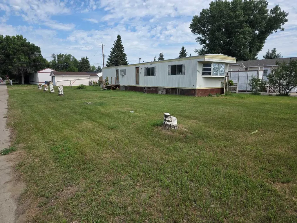 5403 41 Avenue Taber AB T1G 1C1