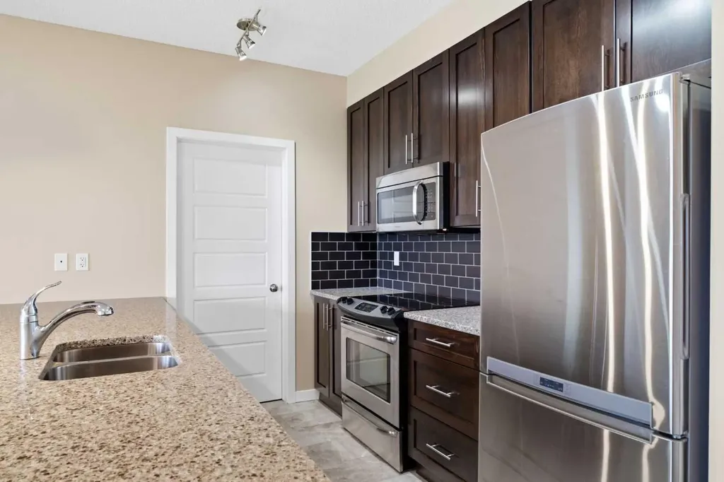 207 Sunset Drive Cochrane AB T4C 0H7