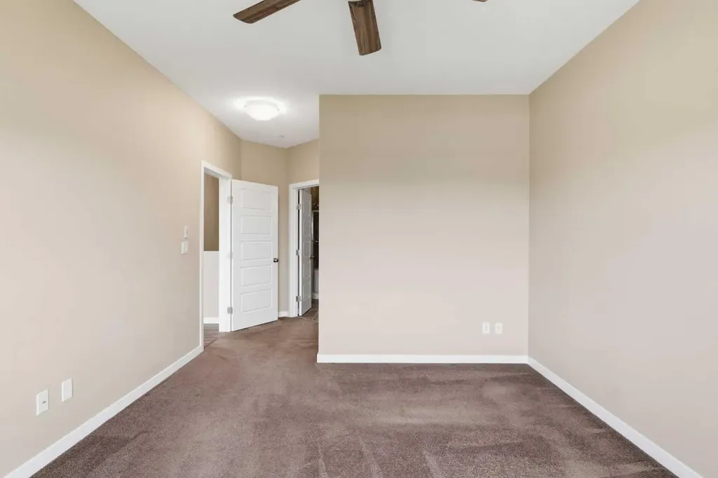 207 Sunset Drive Cochrane AB T4C 0H7