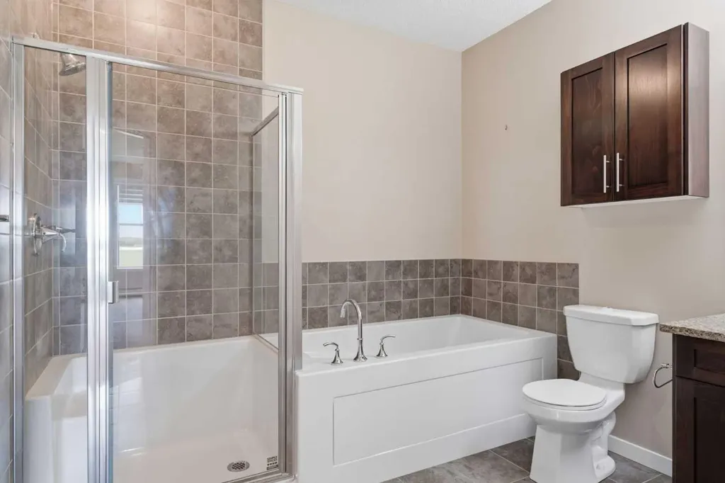 207 Sunset Drive Cochrane AB T4C 0H7