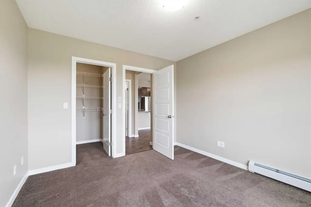 207 Sunset Drive Cochrane AB T4C 0H7