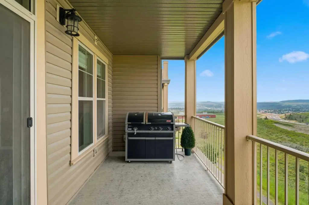 207 Sunset Drive Cochrane AB T4C 0H7