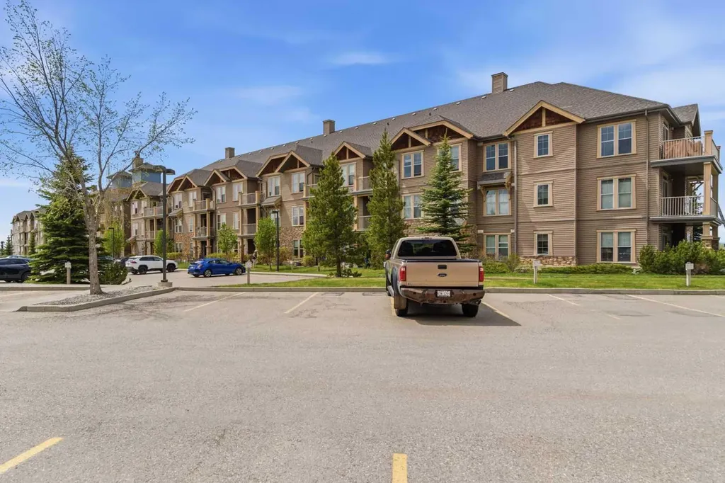 207 Sunset Drive Cochrane AB T4C 0H7