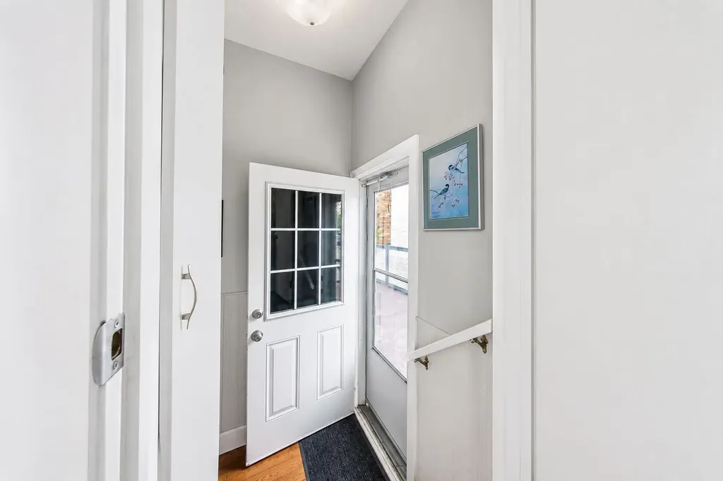 165 Nash Street Red Deer AB T4P 1N3
