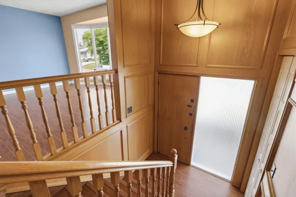 160 Marbrooke Circle NE Calgary AB T2A 2W6