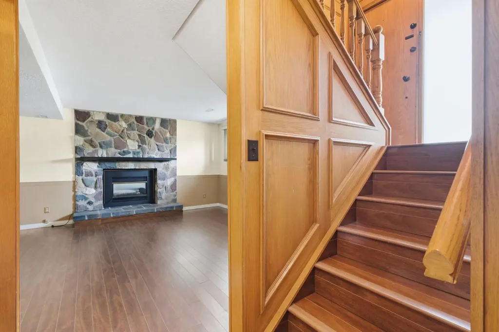 160 Marbrooke Circle NE Calgary AB T2A 2W6