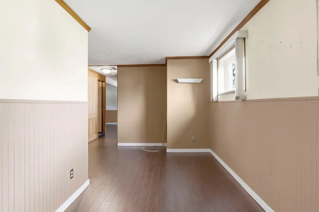 160 Marbrooke Circle NE Calgary AB T2A 2W6