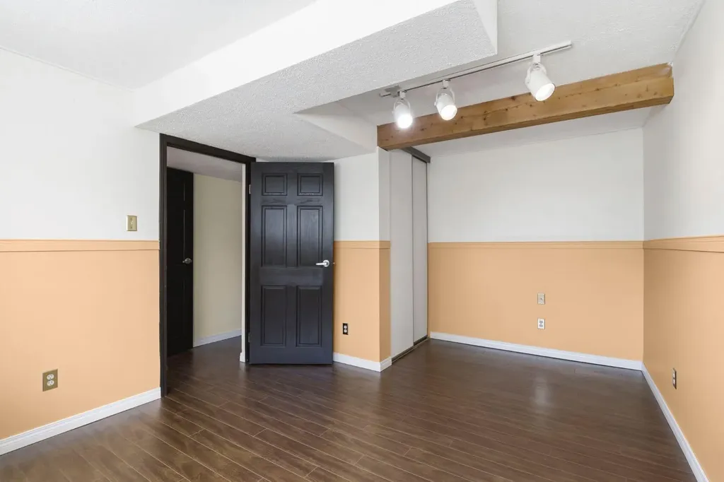 160 Marbrooke Circle NE Calgary AB T2A 2W6