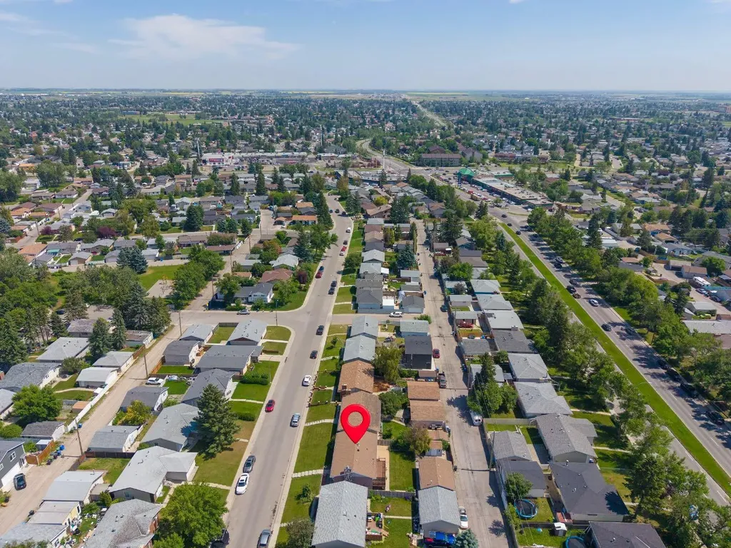 160 Marbrooke Circle NE Calgary AB T2A 2W6