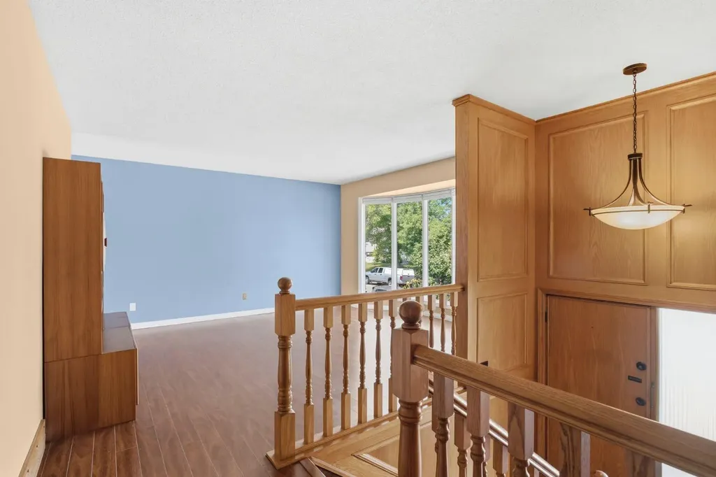 160 Marbrooke Circle NE Calgary AB T2A 2W6