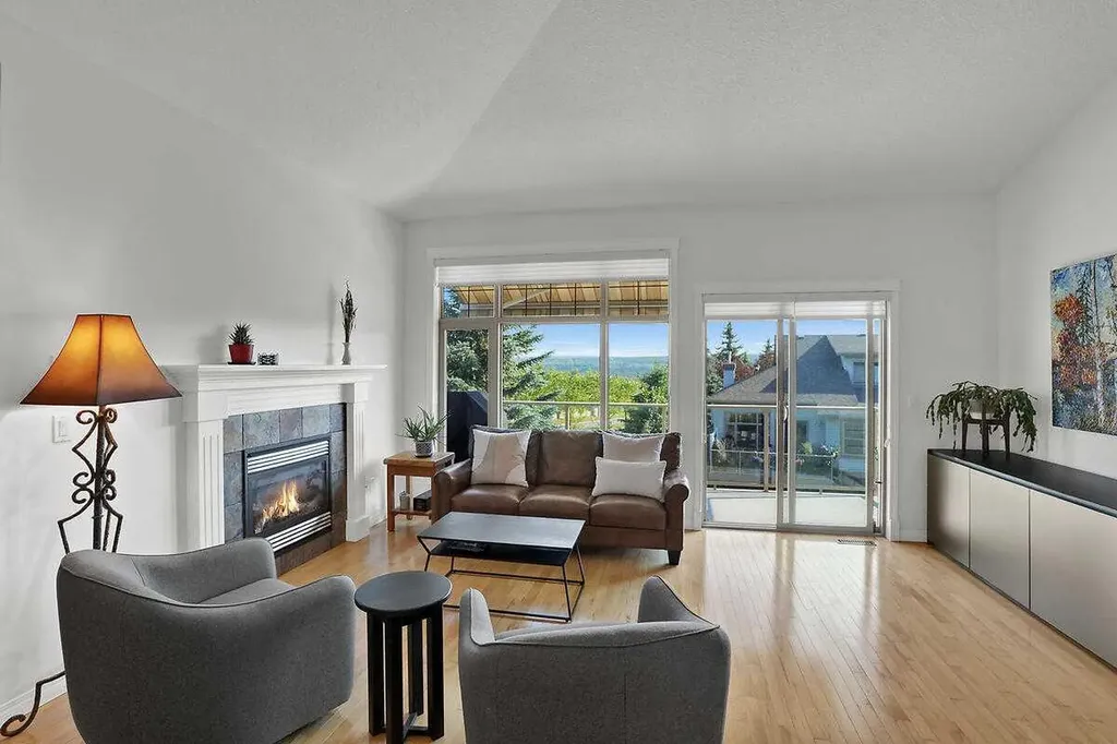 147 Springbank Villas SW Calgary AB T3H 4S9