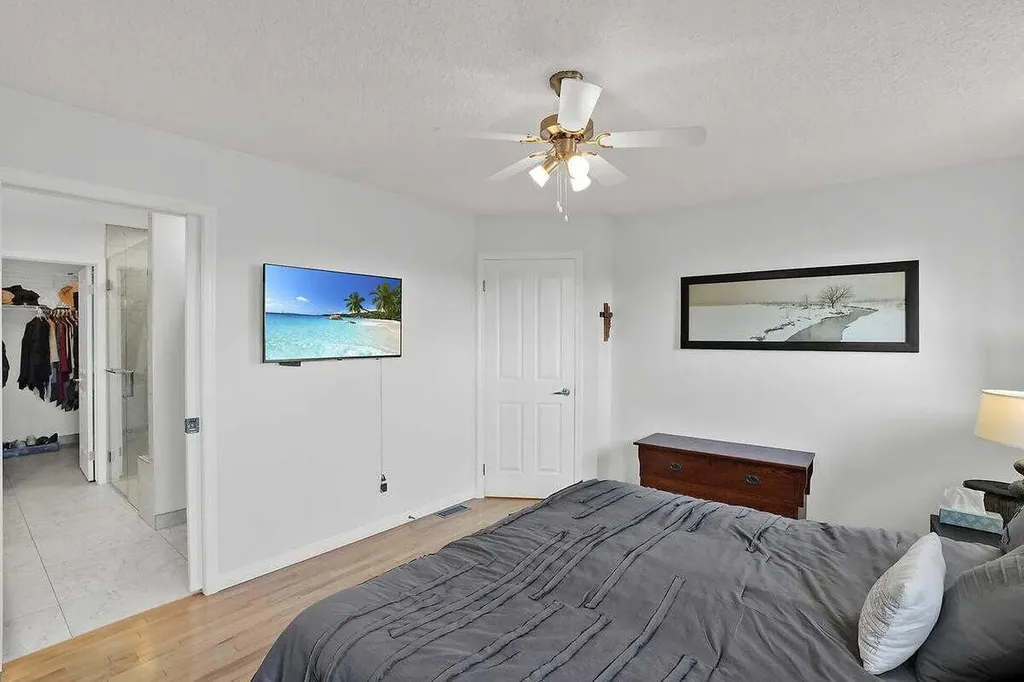 147 Springbank Villas SW Calgary AB T3H 4S9