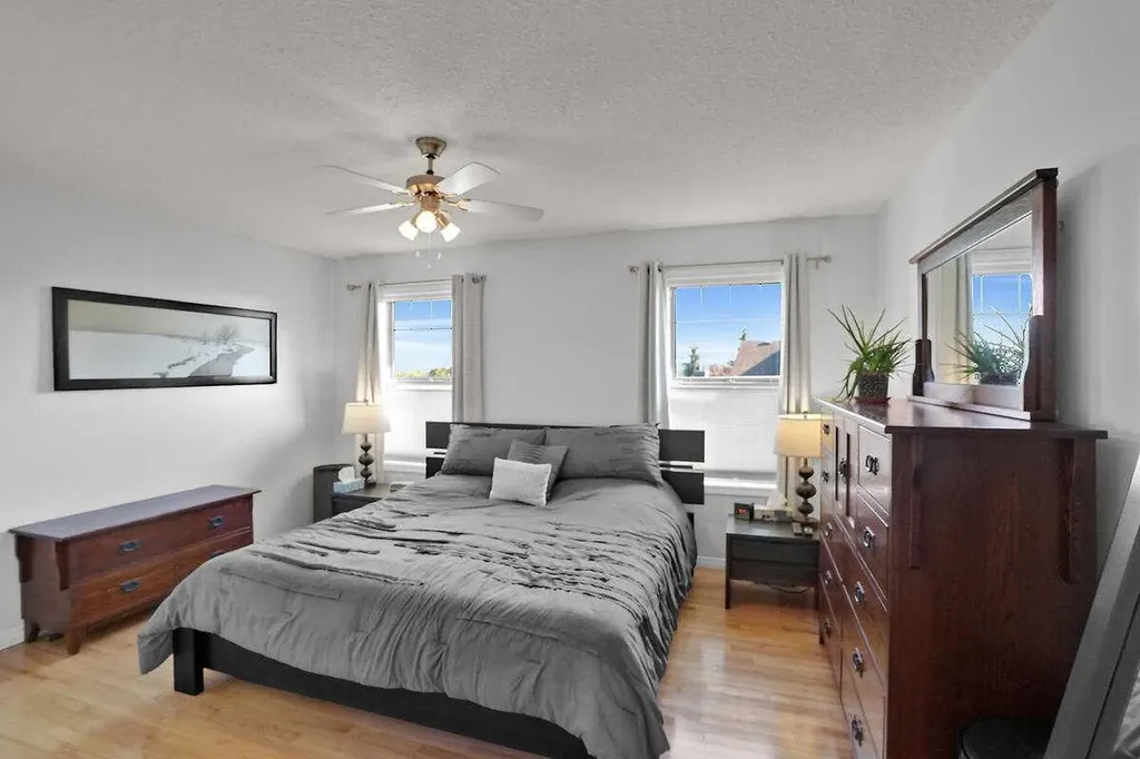 147 Springbank Villas SW Calgary AB T3H 4S9