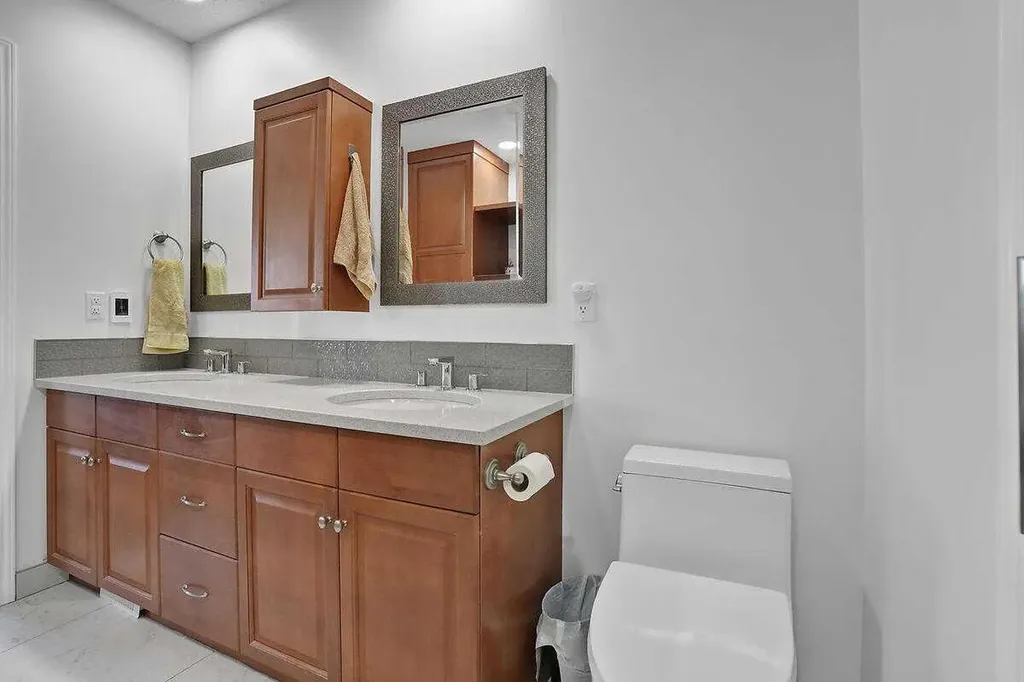 147 Springbank Villas SW Calgary AB T3H 4S9