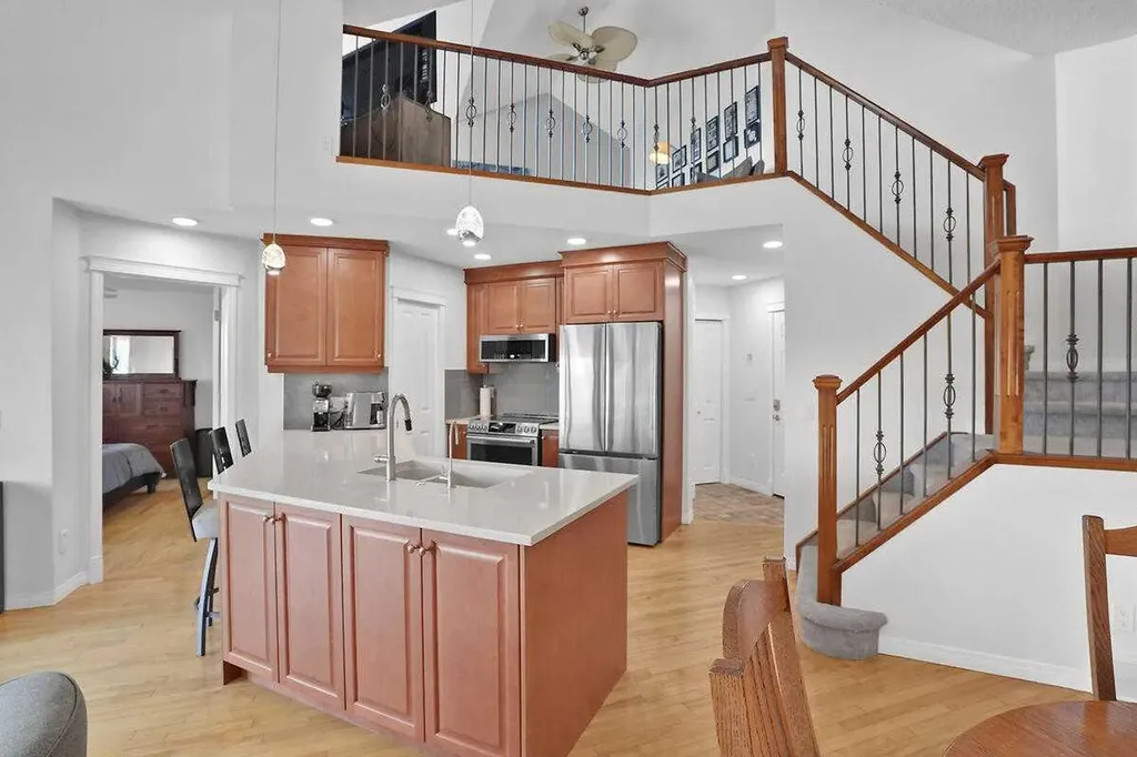 147 Springbank Villas SW Calgary AB T3H 4S9