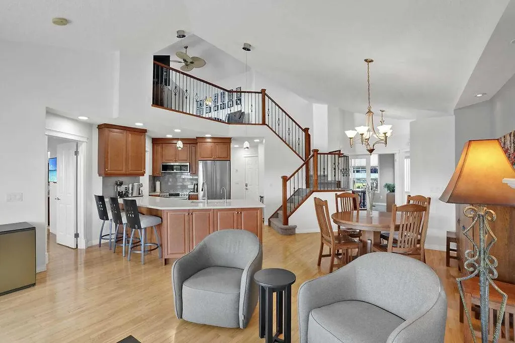 147 Springbank Villas SW Calgary AB T3H 4S9