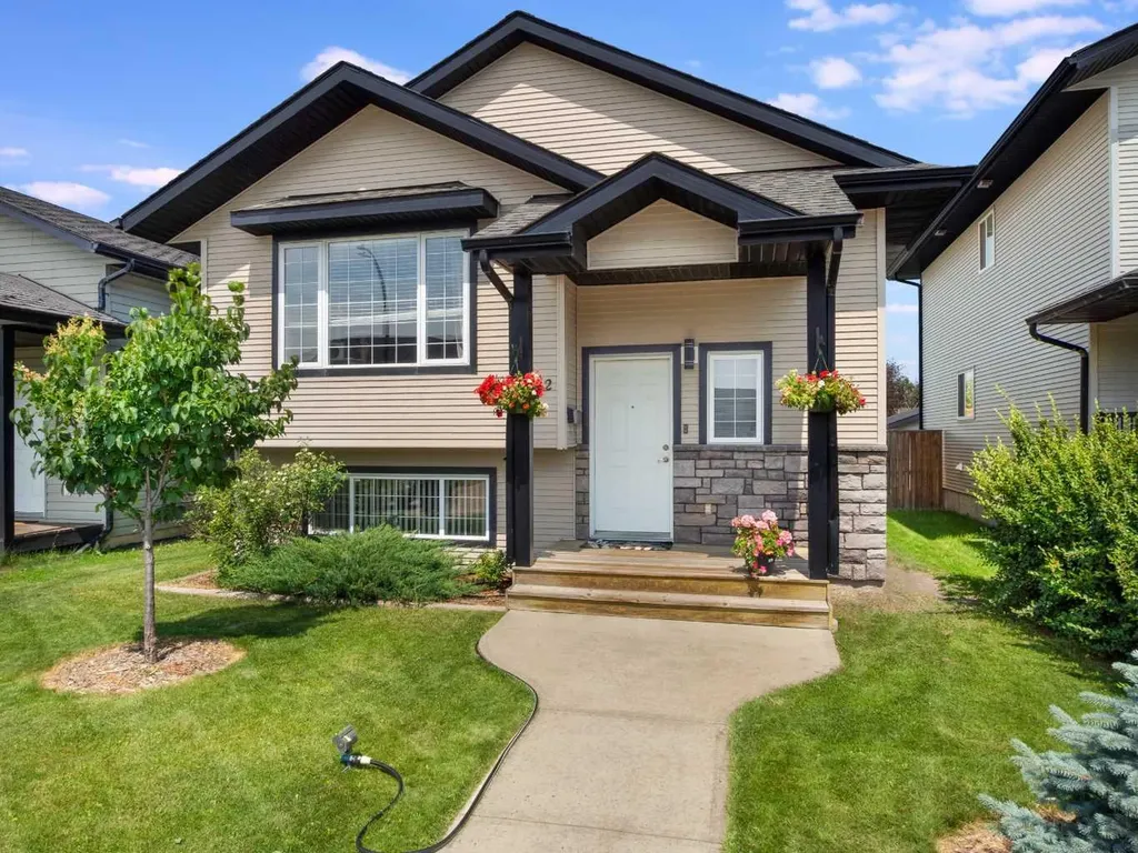 182 Jaspar Crescent Red Deer AB T4P 0G9