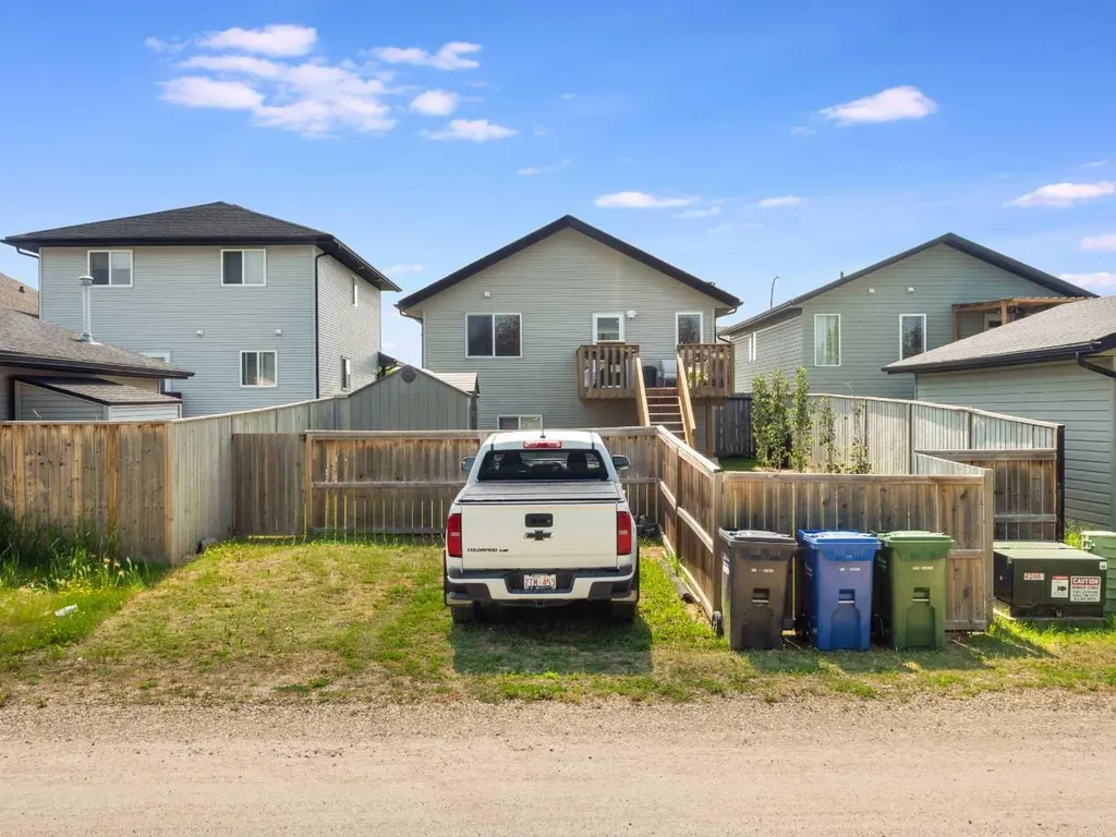 182 Jaspar Crescent Red Deer AB T4P 0G9