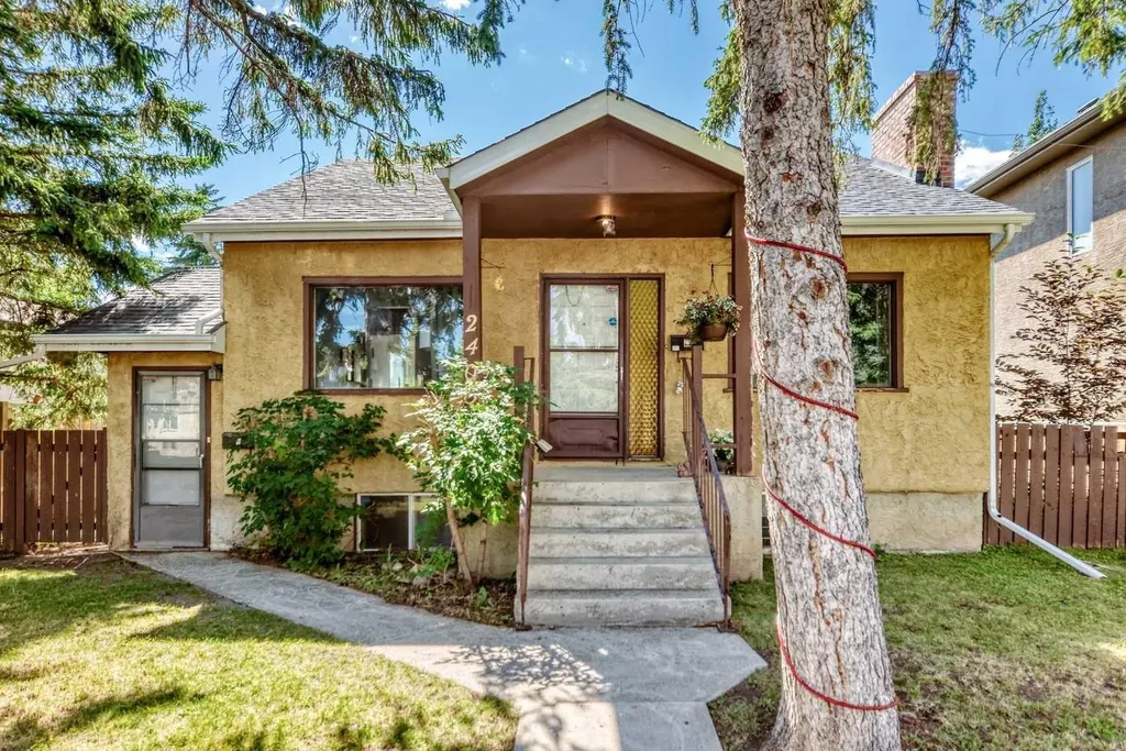 2405 30 Street SW Calgary AB T2E 2L9