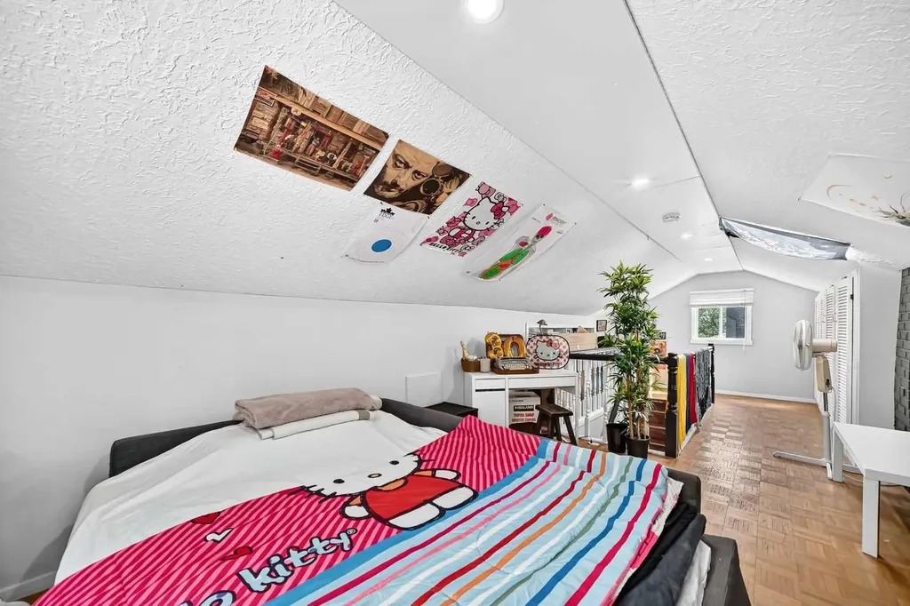 2405 30 Street SW Calgary AB T2E 2L9