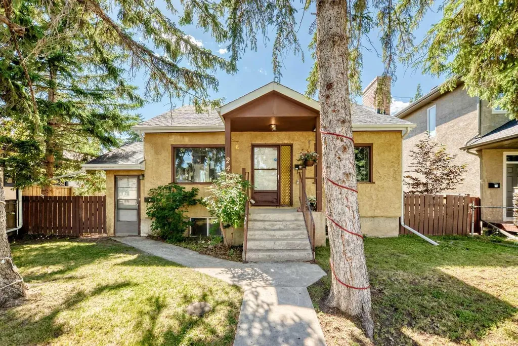 2405 30 Street SW Calgary AB T2E 2L9