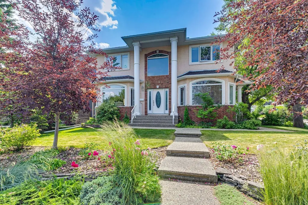 739 24 Avenue NW Calgary AB T2M 1X8