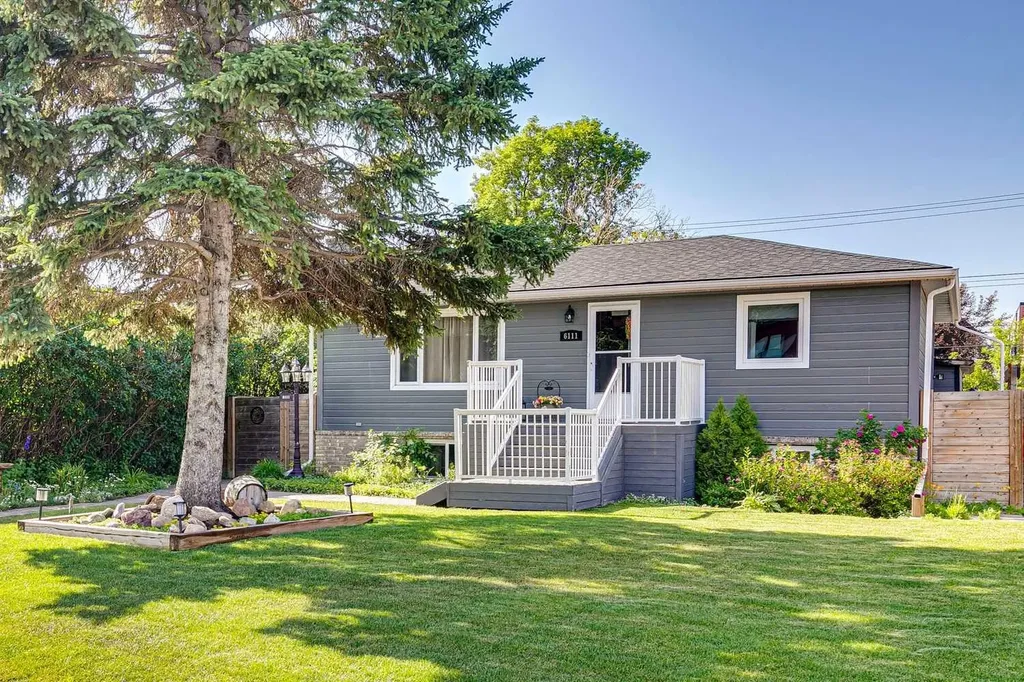 6111 Bow Crescent NW Calgary AB T3B 2C2