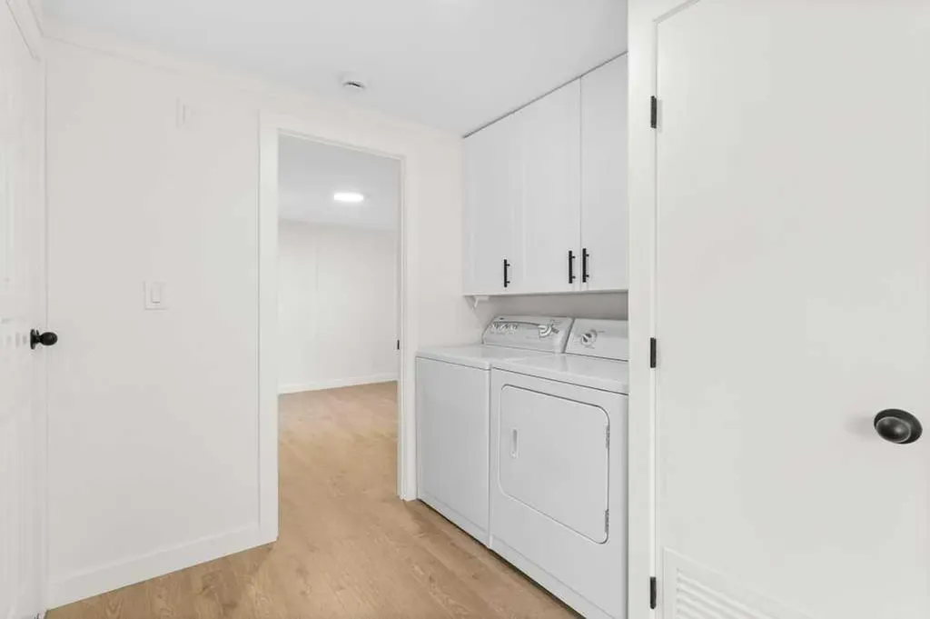 4516 48 Avenue Sylvan Lake AB T4S 1L8