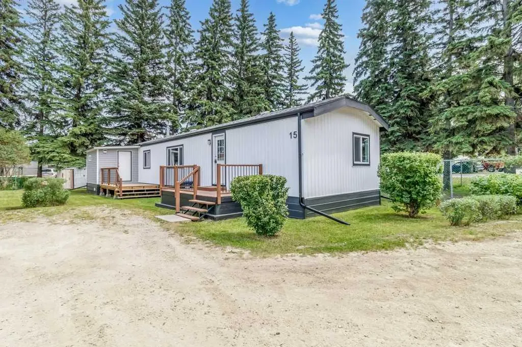 4516 48 Avenue Sylvan Lake AB T4S 1L8