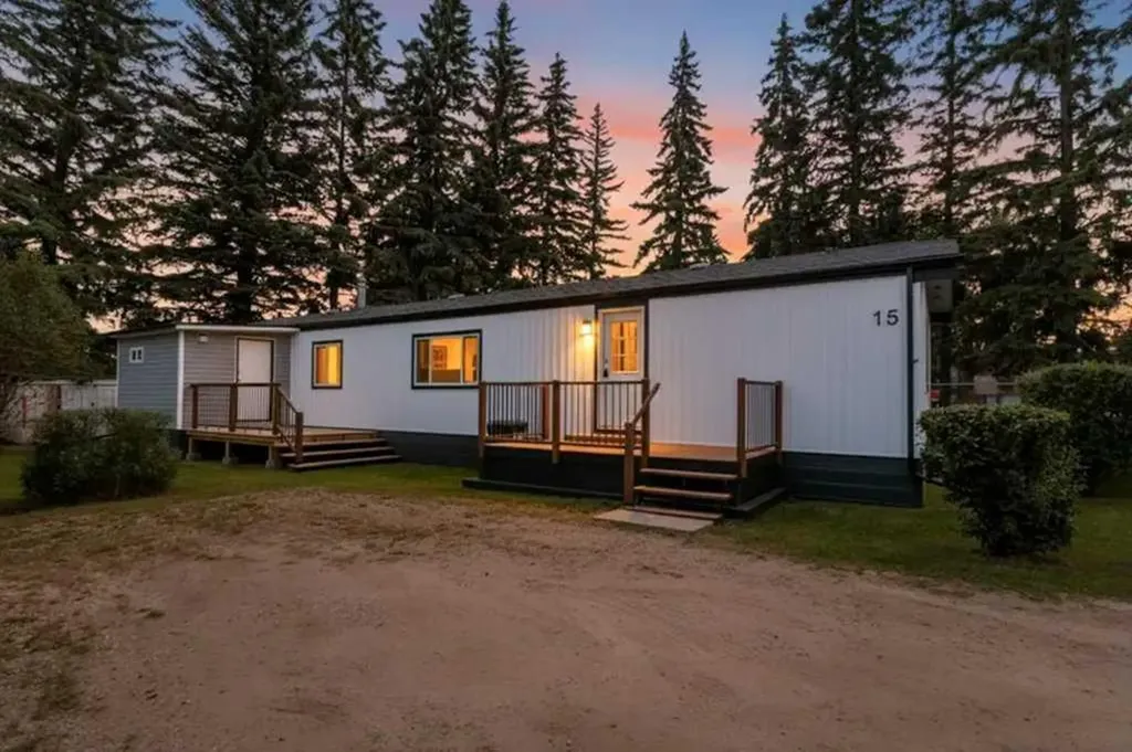4516 48 Avenue Sylvan Lake AB T4S 1L8