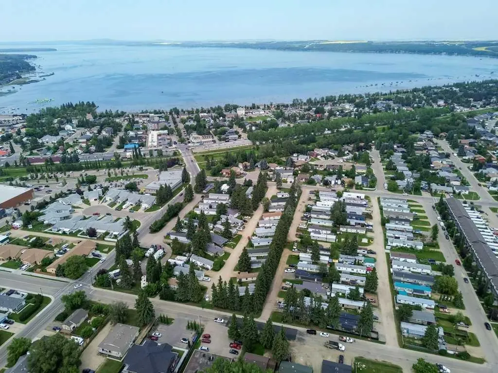 4516 48 Avenue Sylvan Lake AB T4S 1L8
