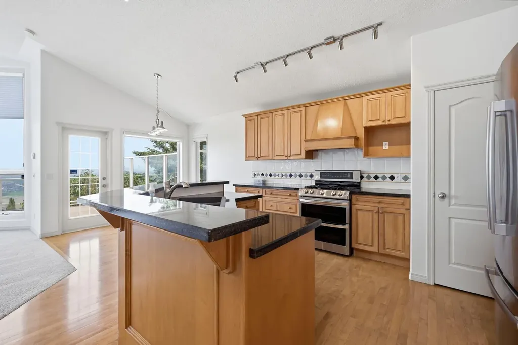 1 Gleneagles View Cochrane AB T4C 1N9