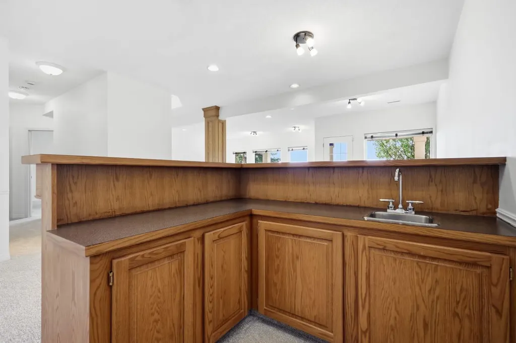 1 Gleneagles View Cochrane AB T4C 1N9