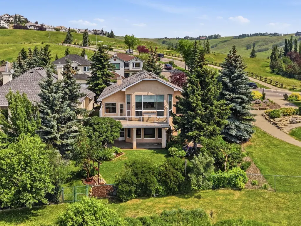 1 Gleneagles View Cochrane AB T4C 1N9